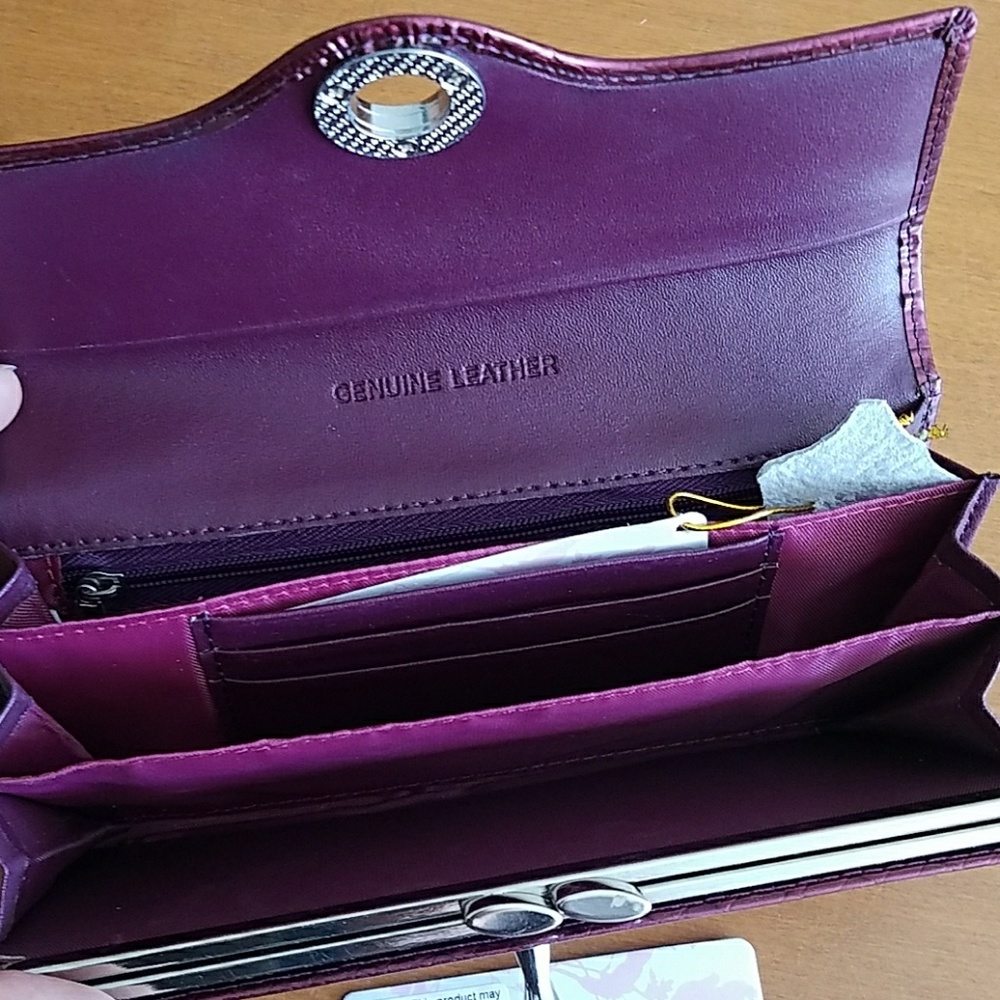 wallet - Picture 3 of 3